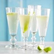Фужеры, бокалы, стаканы, рюмки, стопки
